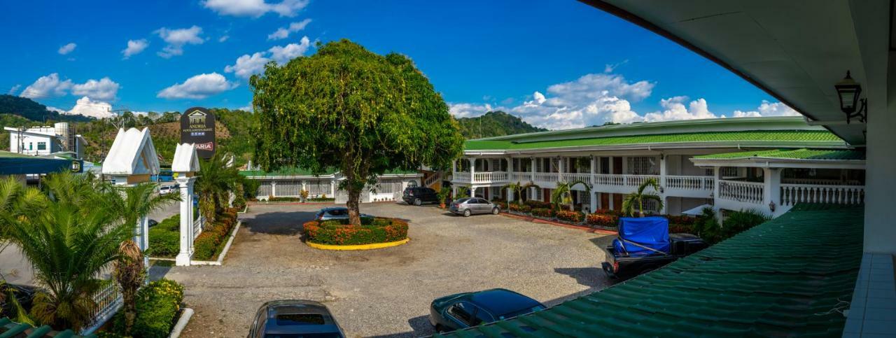 Hotel Andrea Neily Exterior photo